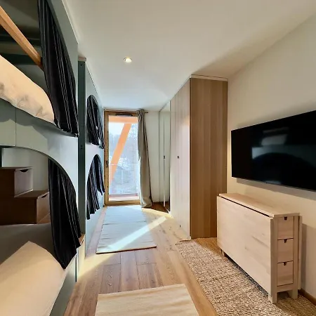 Your Nest In The Mountains بيريوِل تْشيرفينيا